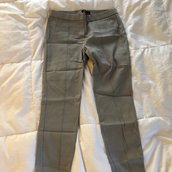 Dalia Pants - Dalia stretch leggings